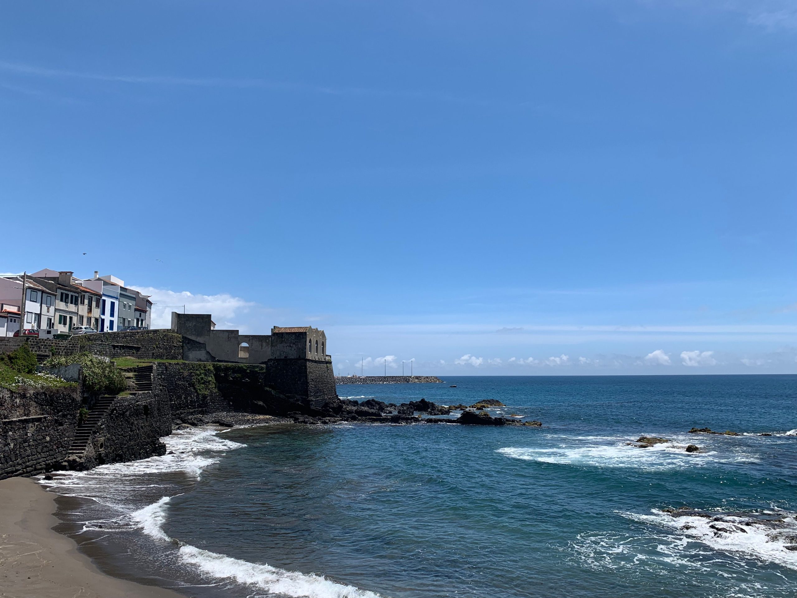 Ilheu da Vila circular islet off Vila Franca do Campo, Sao Miguel