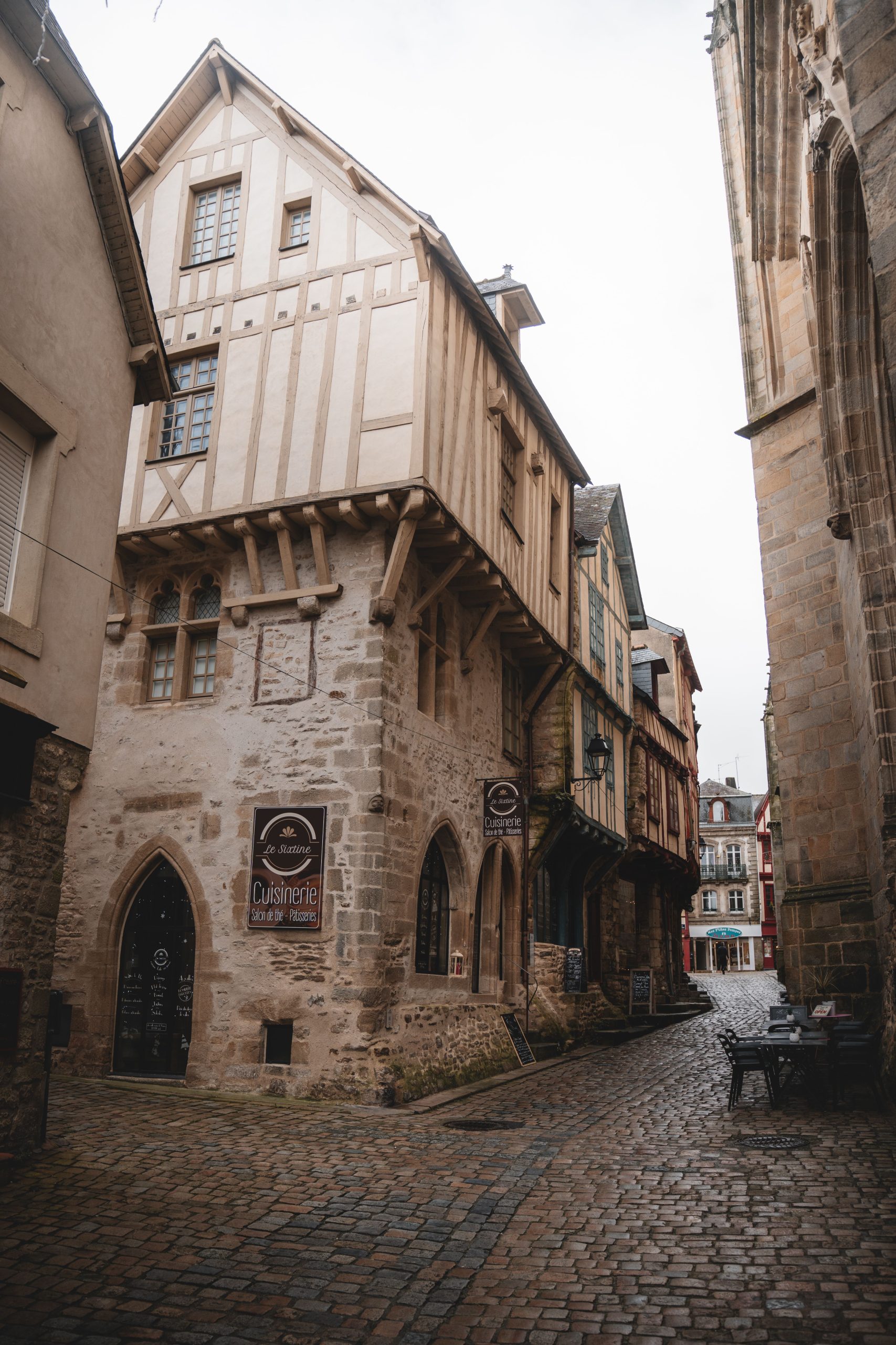 A medieval walled town on an easy touring Brittany route