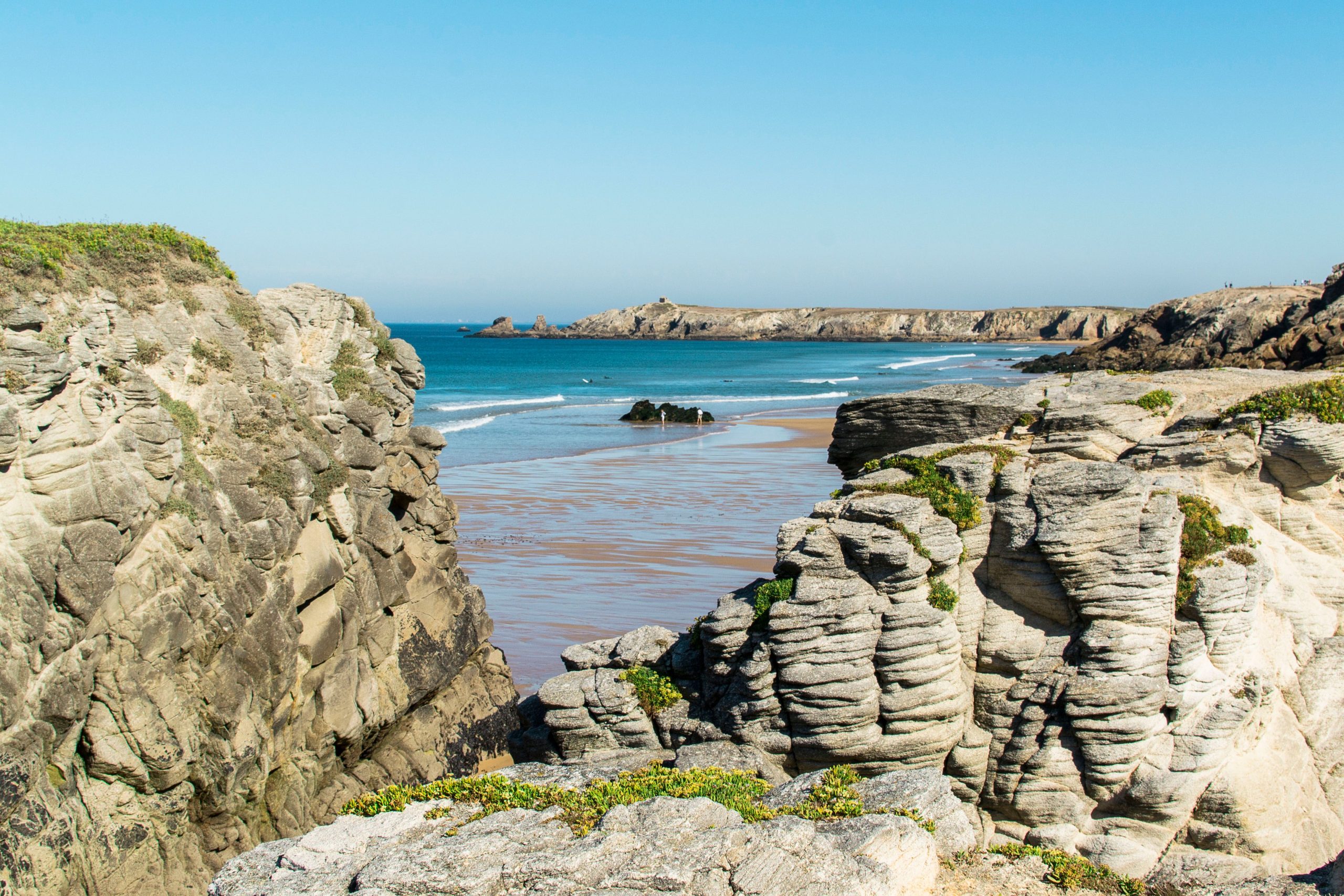 The wild Côte Sauvage of the Quiberon peninsula on the Carnac scenic drive